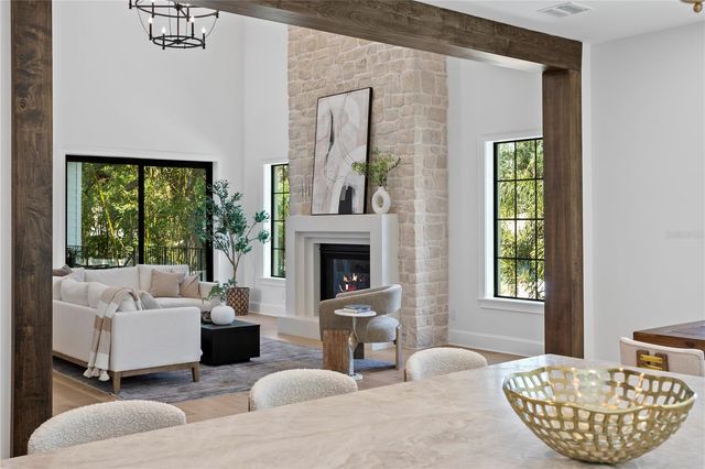 4633 W LOWELL AVENUE, Tampa, FL 33629