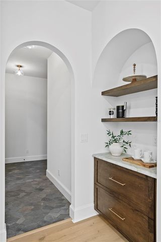 4633 W LOWELL AVENUE, Tampa, FL 33629