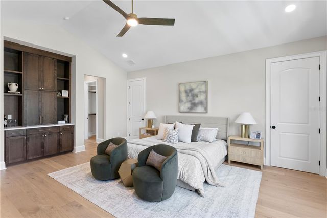 4633 W LOWELL AVENUE, Tampa, FL 33629