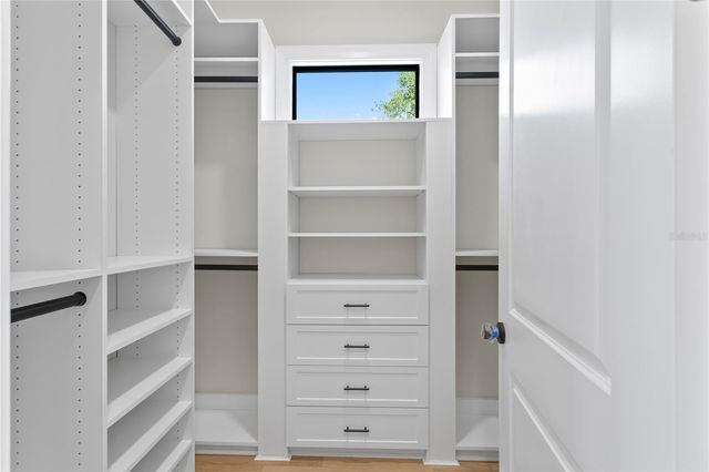 4633 W LOWELL AVENUE, Tampa, FL 33629