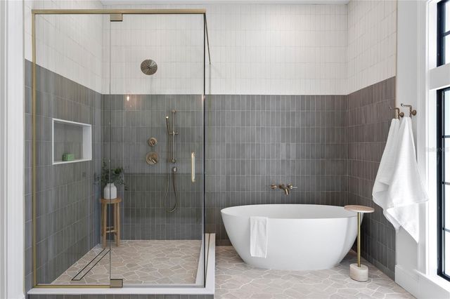 4633 W LOWELL AVENUE, Tampa, FL 33629