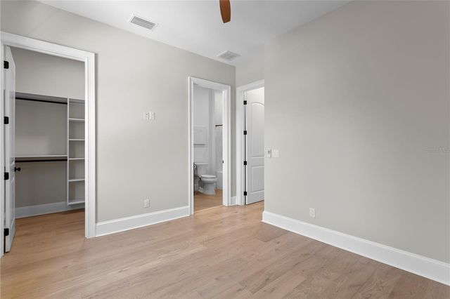 4633 W LOWELL AVENUE, Tampa, FL 33629