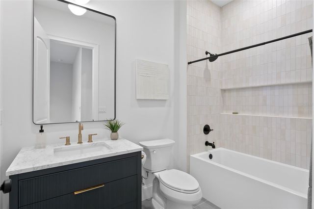 4633 W LOWELL AVENUE, Tampa, FL 33629