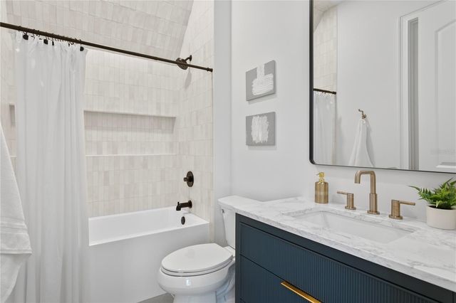 4633 W LOWELL AVENUE, Tampa, FL 33629