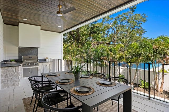 4633 W LOWELL AVENUE, Tampa, FL 33629