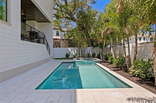 4633 W LOWELL AVENUE, Tampa, FL 33629