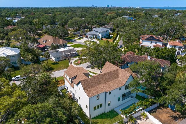 4633 W LOWELL AVENUE, Tampa, FL 33629