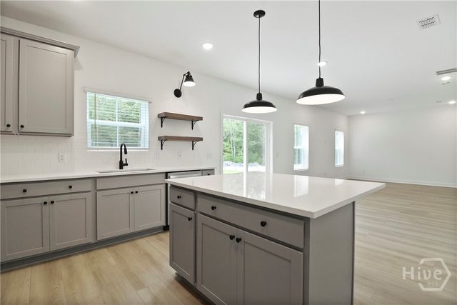 302 Kingswood Circle, Savannah, GA 31302