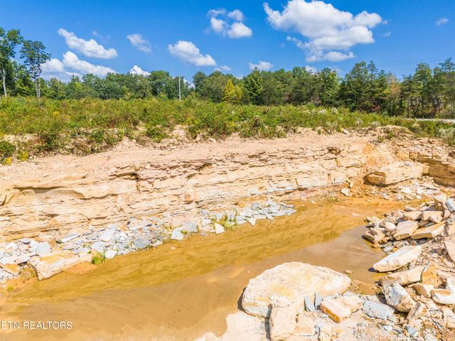 E Hwy 70, Crossville, TN 38555