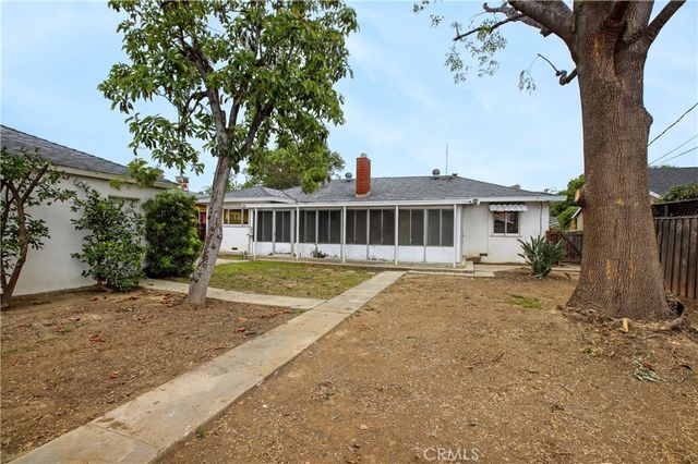 9213 Monogram Avenue, North Hills, CA 91343