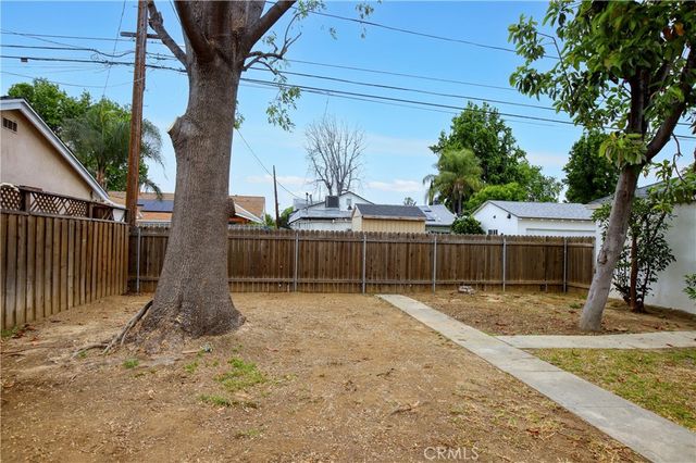 9213 Monogram Avenue, North Hills, CA 91343