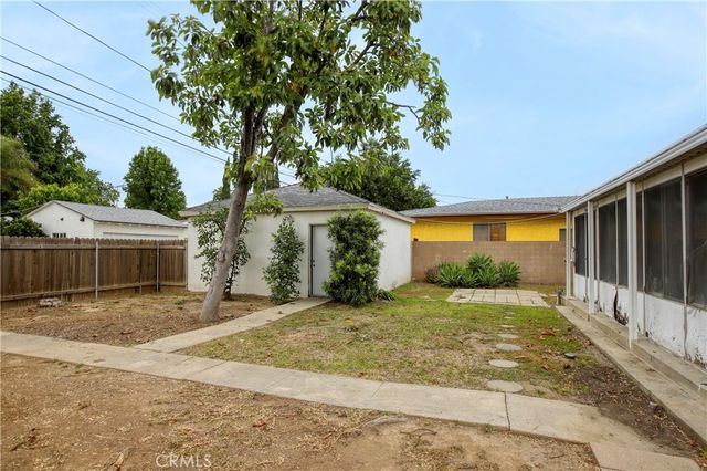 9213 Monogram Avenue, North Hills, CA 91343