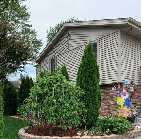 856 Quail Drive, Bradley, IL 60915