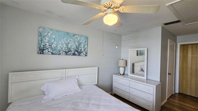 4354 TAHITIAN GARDENS CIRCLE F, Holiday, FL 34691
