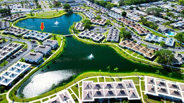 4354 TAHITIAN GARDENS CIRCLE F, Holiday, FL 34691