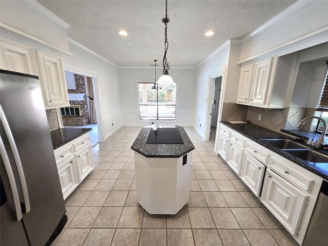 18302 Longmoor Drive, Houston, TX 77084