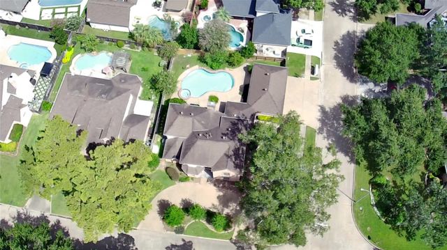 18302 Longmoor Drive, Houston, TX 77084