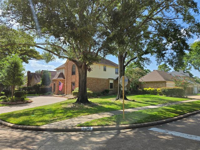 18302 Longmoor Drive, Houston, TX 77084