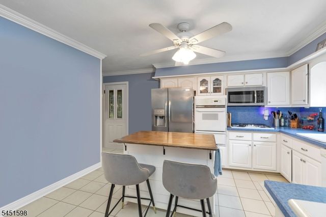 18 E Francis Ave, Marlboro Twp., NJ 07751