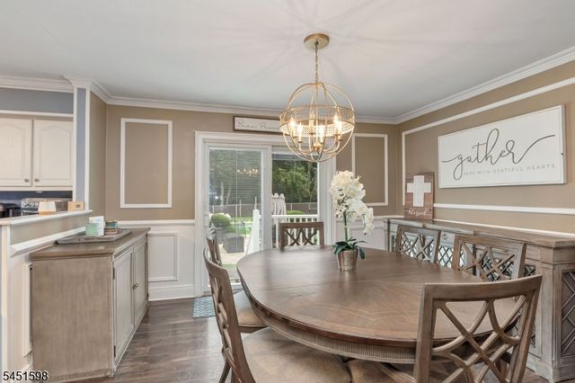 18 E Francis Ave, Marlboro Twp., NJ 07751