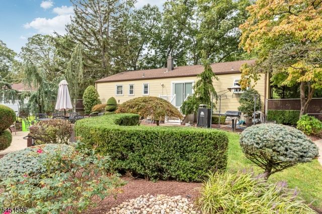 18 E Francis Ave, Marlboro Twp., NJ 07751