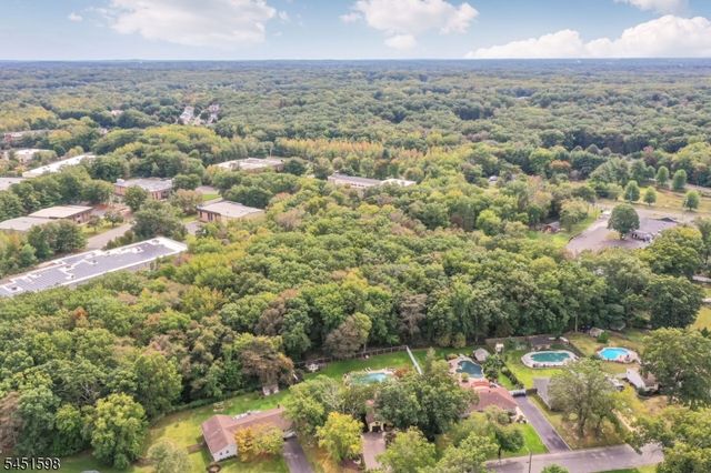 18 E Francis Ave, Marlboro Twp., NJ 07751