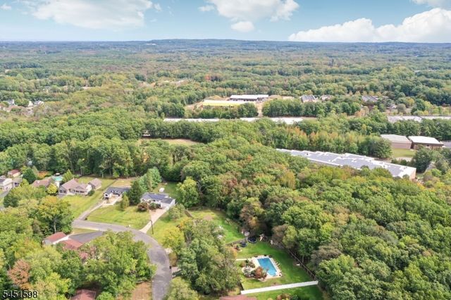 18 E Francis Ave, Marlboro Twp., NJ 07751