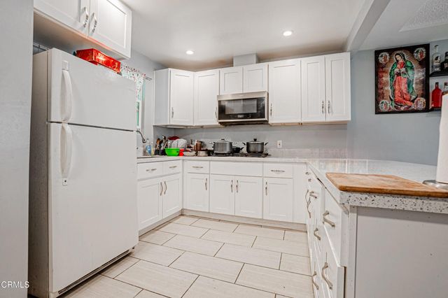 1849 Cylde Avenue, Los Angeles, CA 90019