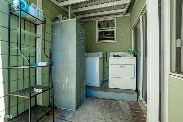 1849 Cylde Avenue, Los Angeles, CA 90019