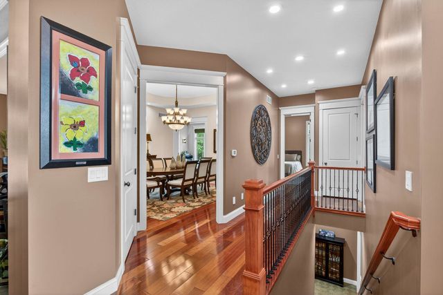 4580 Tanglewood Road, Bettendorf, IA 52722