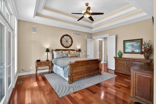4580 Tanglewood Road, Bettendorf, IA 52722