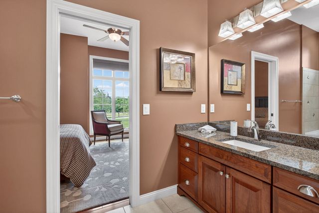4580 Tanglewood Road, Bettendorf, IA 52722
