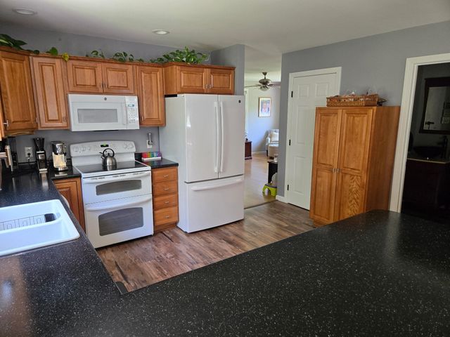85 Shady Lane, Barrington, NH 03825