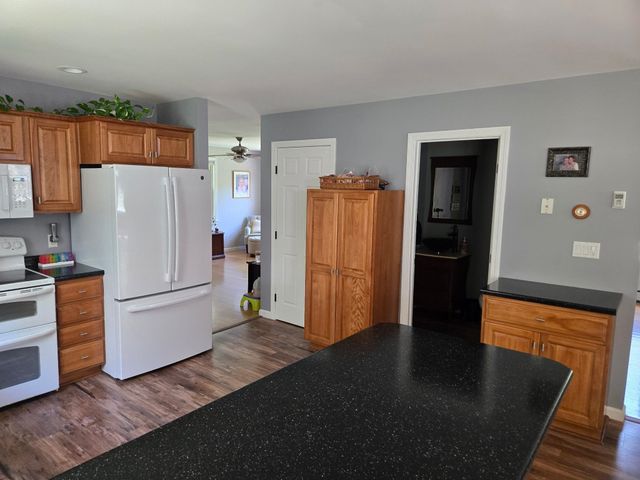 85 Shady Lane, Barrington, NH 03825