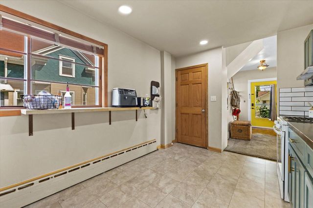 7002 26th AVENUE, Kenosha, WI 53143