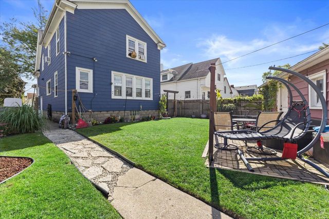 7002 26th AVENUE, Kenosha, WI 53143