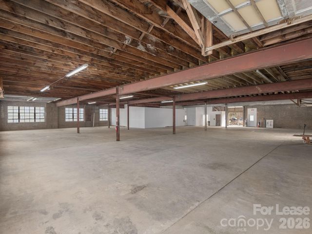 24 Glendale Avenue, Asheville, NC 28804