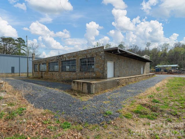 24 Glendale Avenue, Asheville, NC 28804