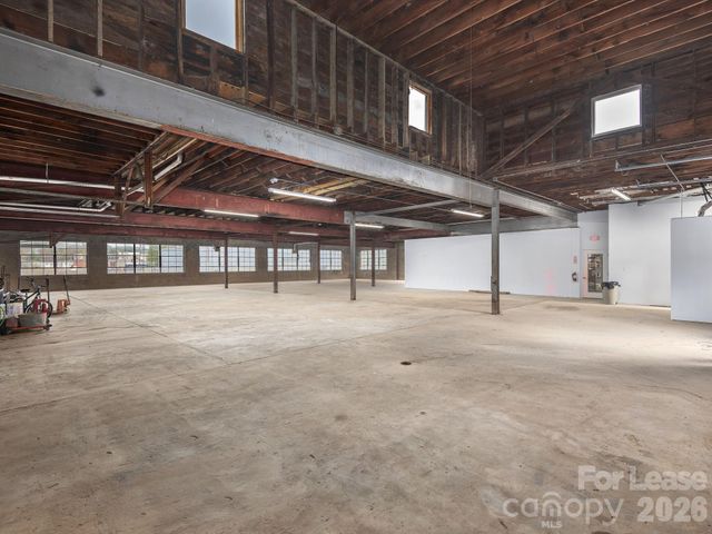 24 Glendale Avenue, Asheville, NC 28804