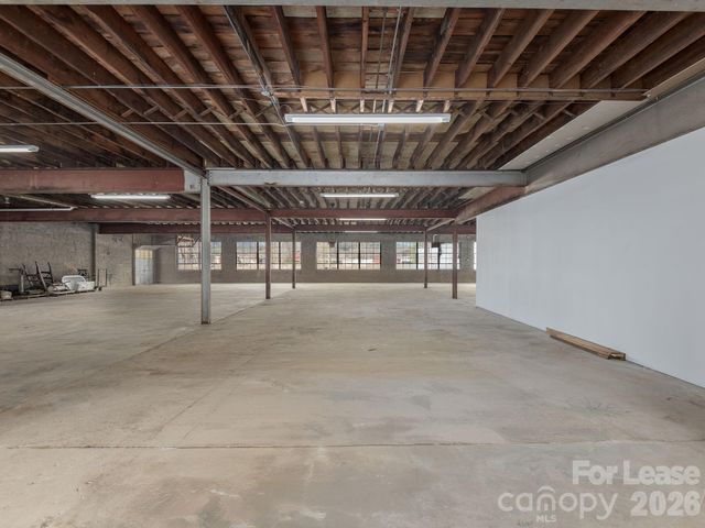24 Glendale Avenue, Asheville, NC 28804