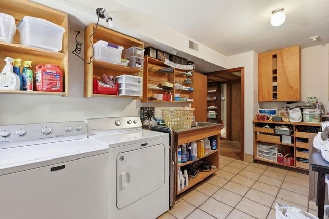 24 Kings Road, Brisbane, CA 94005