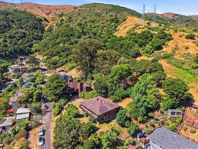 24 Kings Road, Brisbane, CA 94005