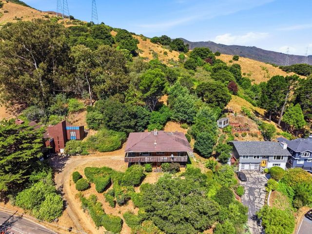 24 Kings Road, Brisbane, CA 94005