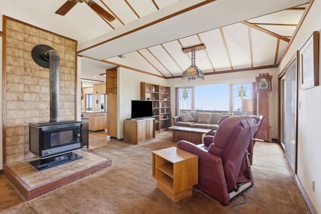 24 Kings Road, Brisbane, CA 94005