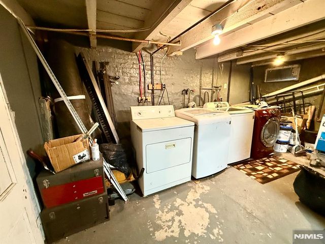 30 Searing Avenue, East Newark, NJ 07029