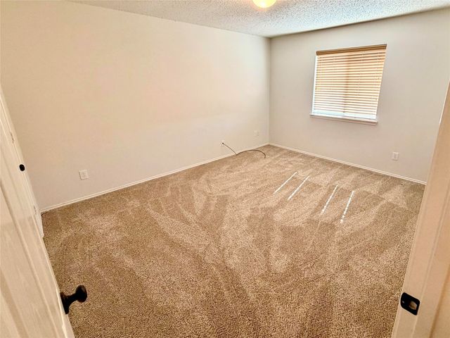 1313 Dakota Trail, Krum, TX 76249