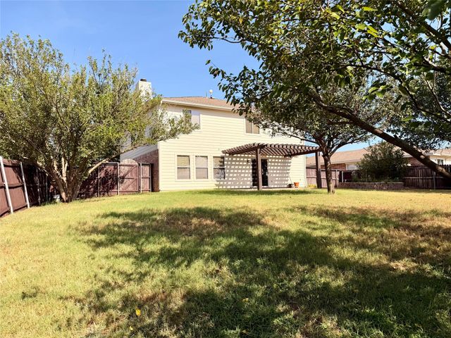 1313 Dakota Trail, Krum, TX 76249