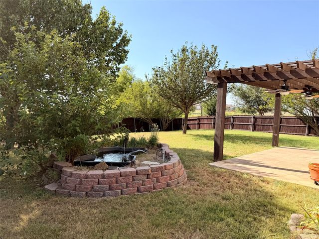 1313 Dakota Trail, Krum, TX 76249
