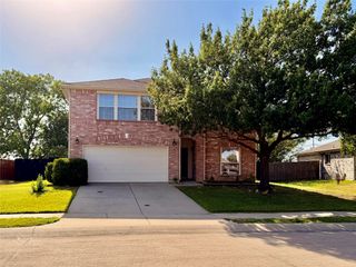 1313 Dakota Trail, Krum, TX 76249