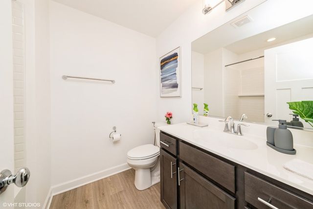 277 Masters Drive, Addison, IL 60101